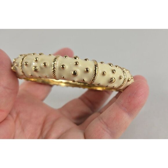 Lilly Pulitzer Bracelet Gold Plated Cream Enamel Sea Urchin Bangle VTG Signed - Picture 8 of 14